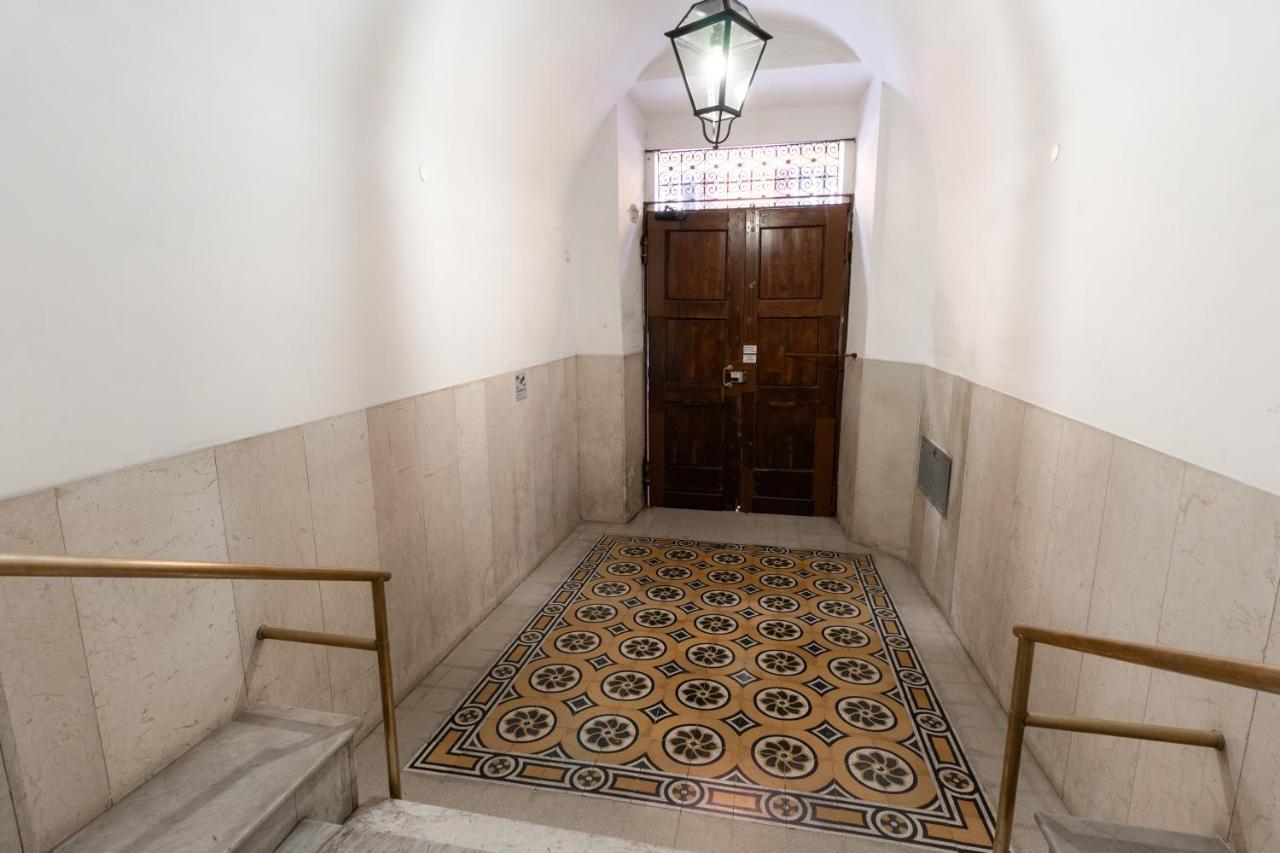 Trastevere Four Seasons Manara Rome Exterior photo