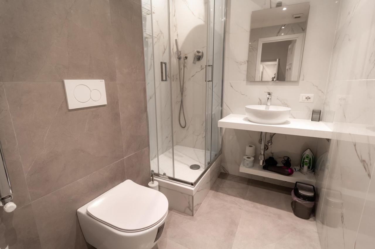 Trastevere Four Seasons Manara Rome Exterior photo